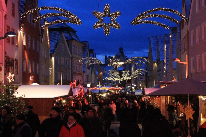 Weihnachtliches Ellwangen